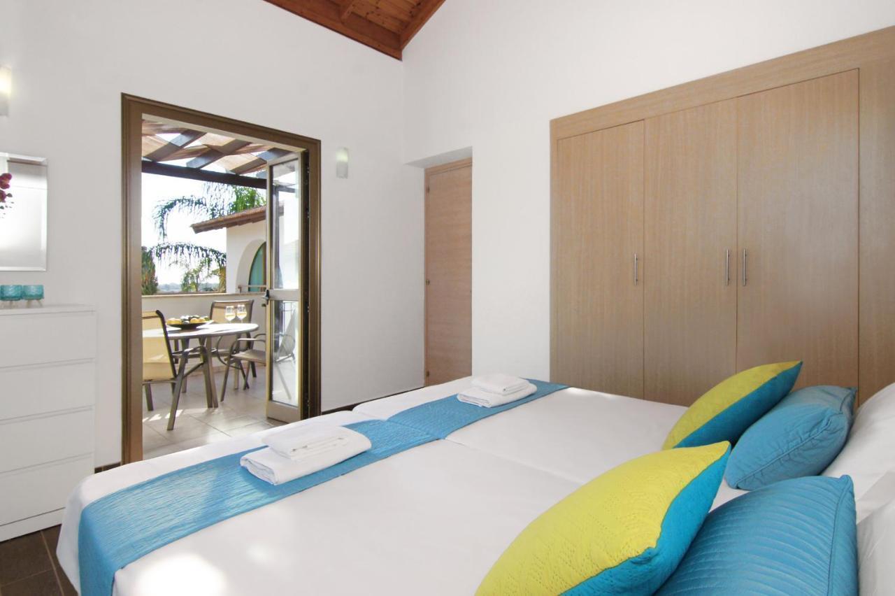 Villa Regina アヤナパ エクステリア 写真